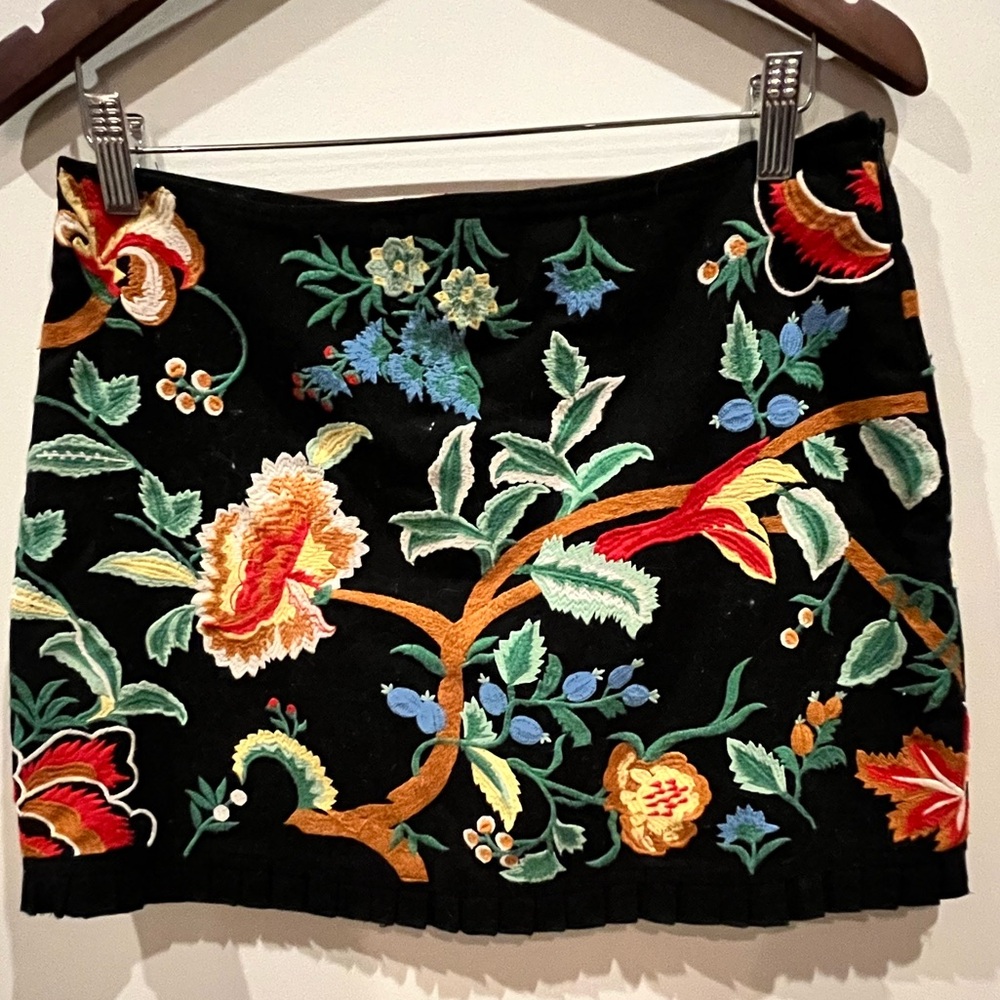 Zara Floral Embroidered Black Skirt